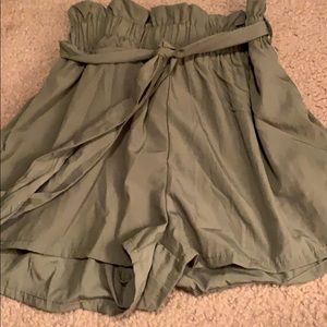 Brand New Shein shorts SIZE LARGE